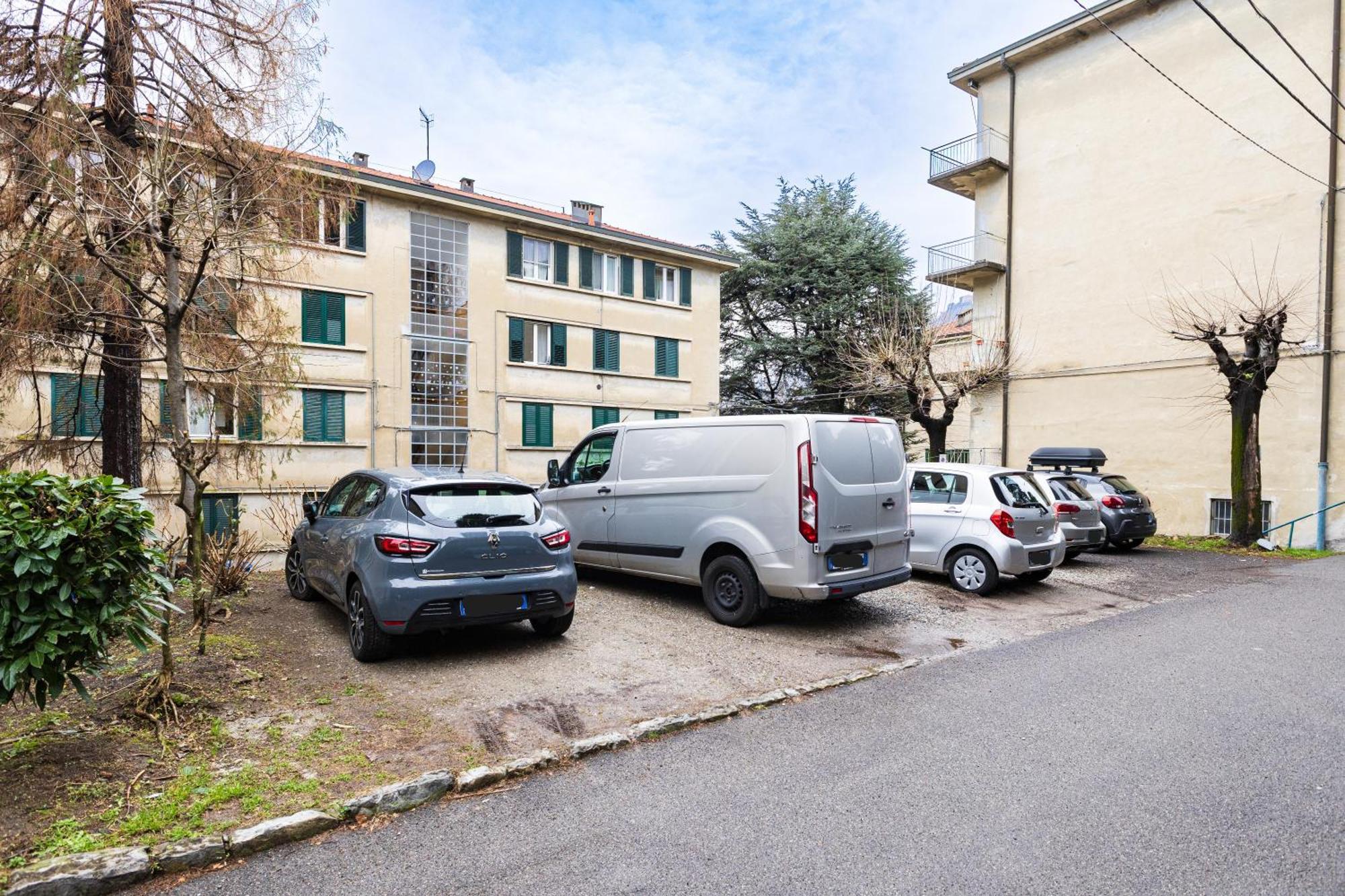 Il Giglio - Free Parking Lägenhet Como Exteriör bild